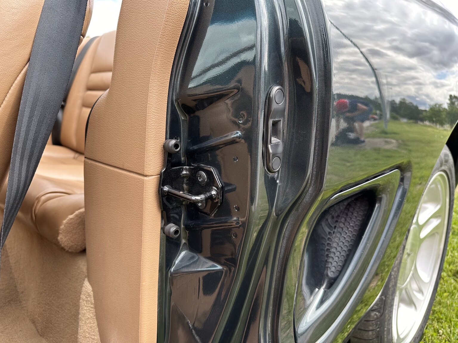 Interior image of 1998 Ford Mustang GT Convertible
