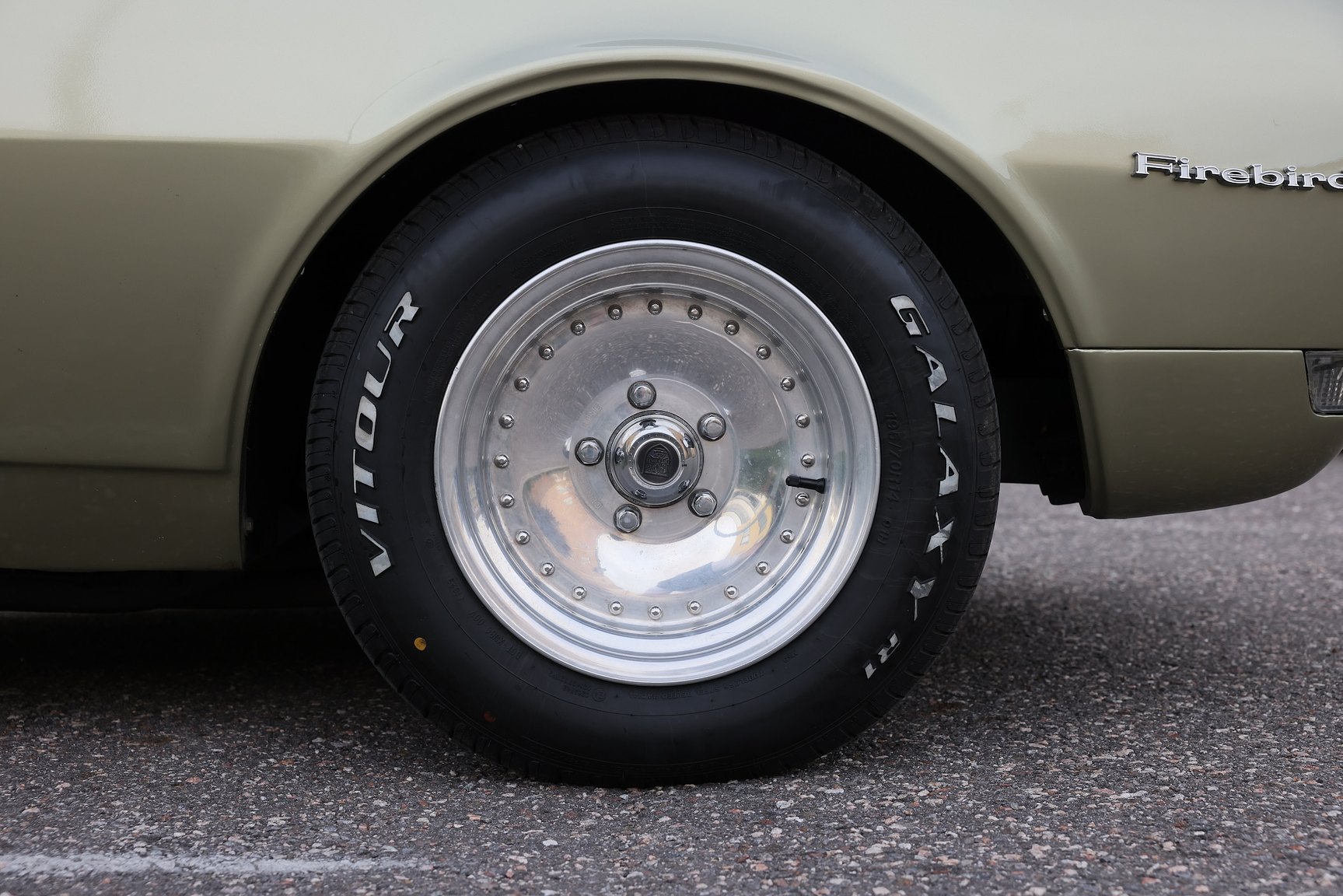 Exterior image of 1968 Pontiac Firebird 400 Ram Air