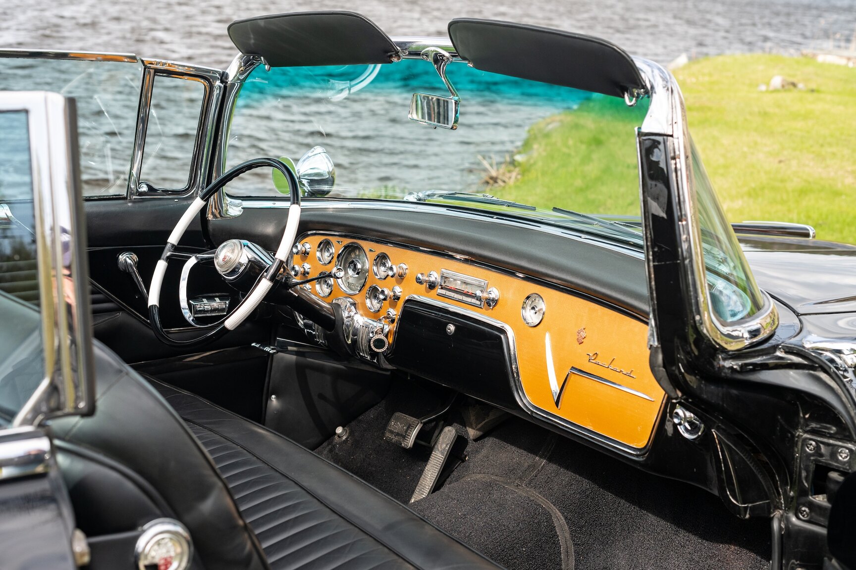 Interior image of 1955 Packard Caribbean Cabriolet  (6)