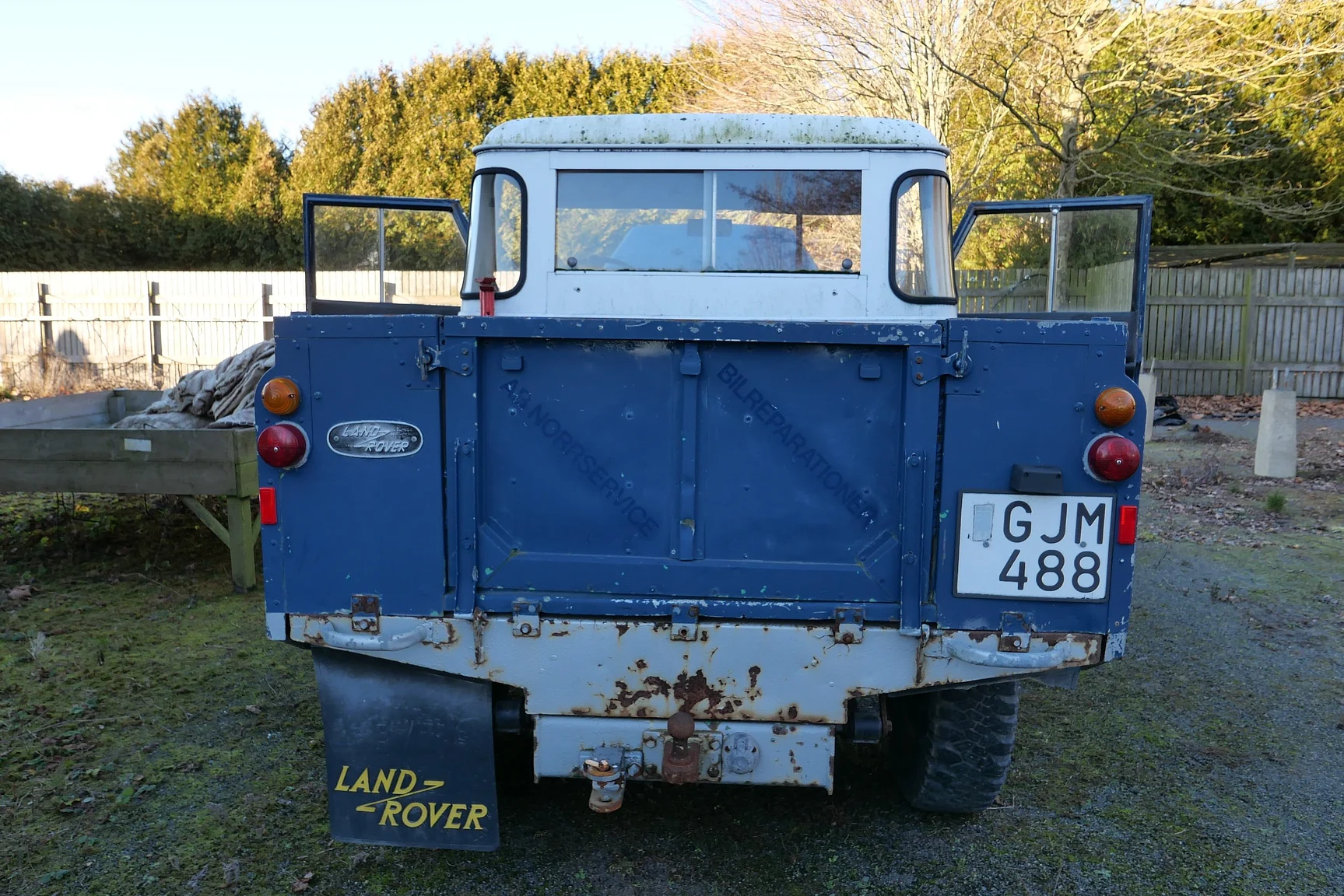 Exterior image of 1970 Land Rover Series 2 88 Pick up (28)
