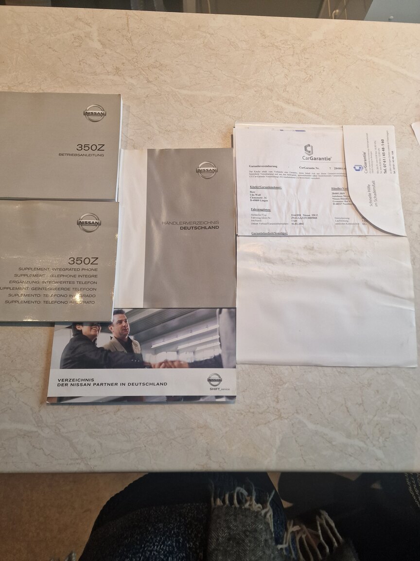 Documentation for 2004 Nissan 350Z