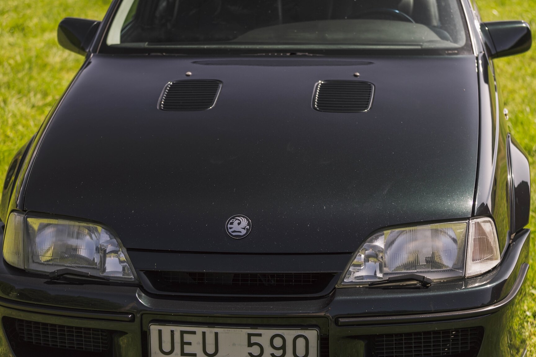 Exterior image of 1991 Lotus Omega