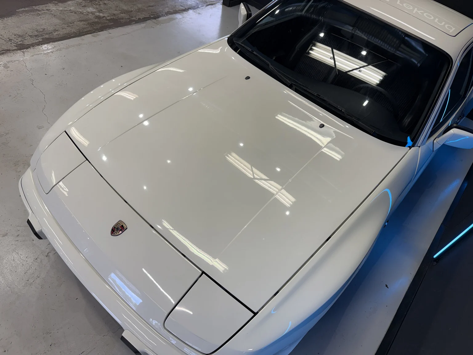 Aussenfoto 1989 Porsche 944 2.7 (30)