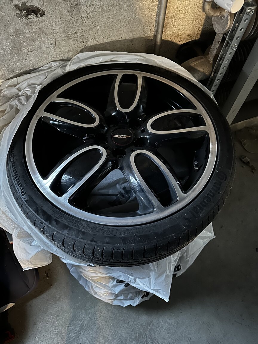 2017 Mini Cooper JCW, Övrigt