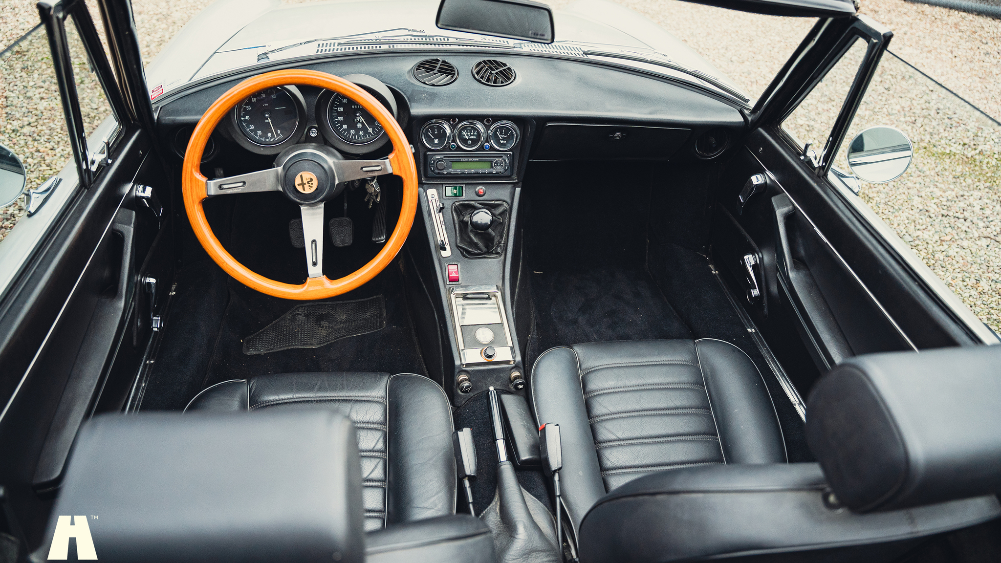 Interiörbild 1980 Alfa Romeo 2000 Spider