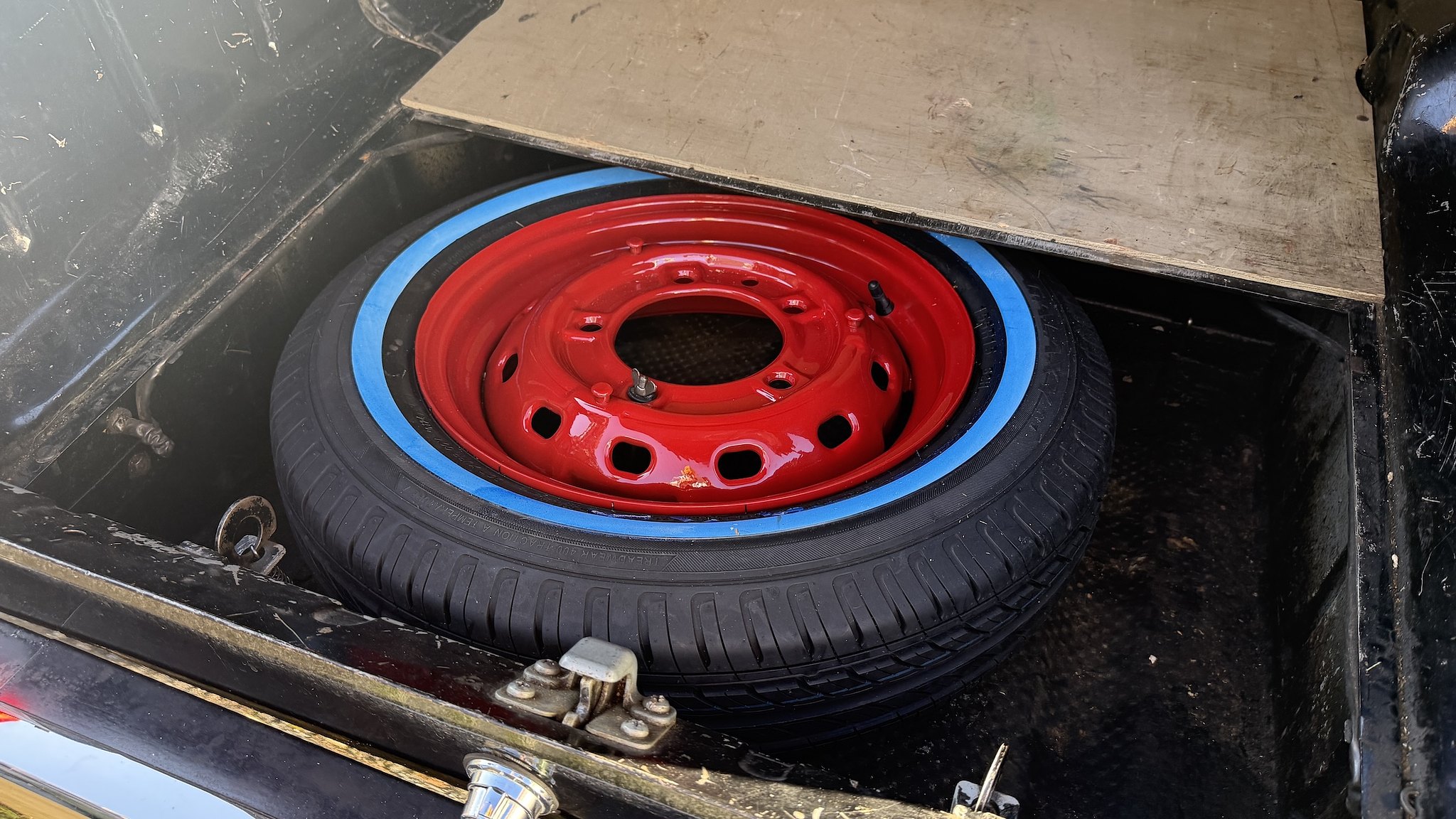 Interior image of 1960 Saab 96 (43)