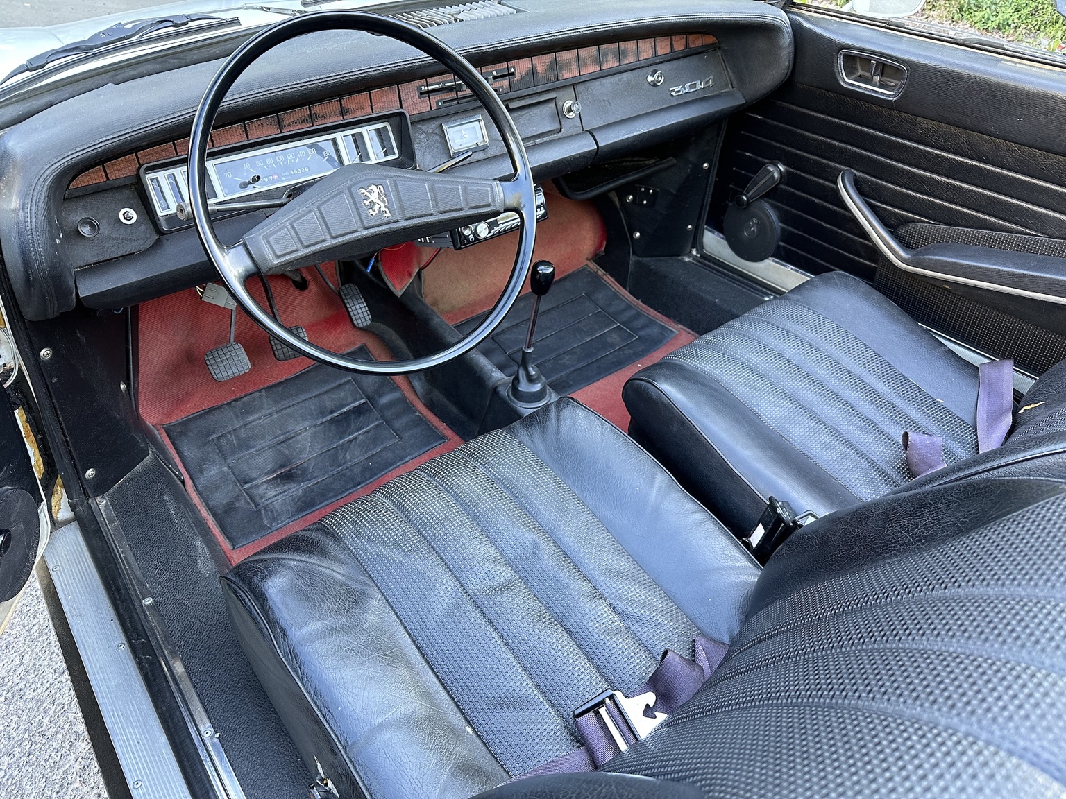 Interiörbild 1970 Peugeot 304 Cabriolet