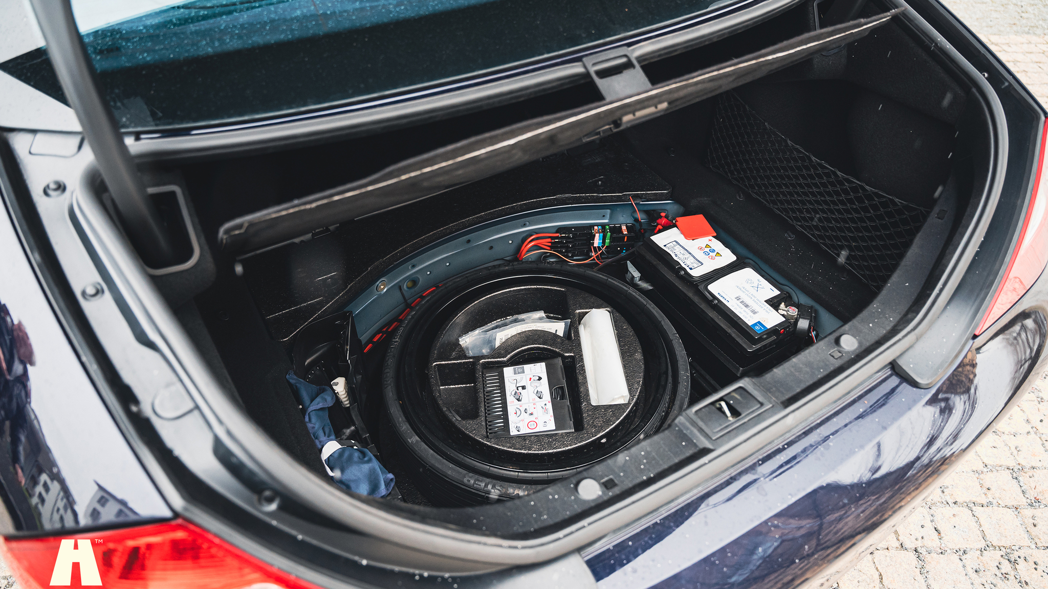 Interiörbild 2008 Mercedes-Benz CLS 63 AMG (74)