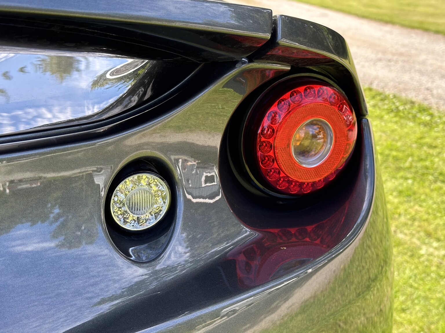Exteriörbild på 2015 Lotus Evora S