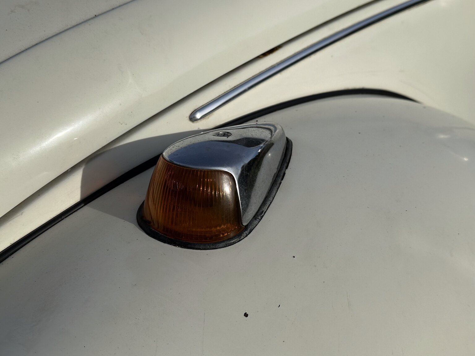 Exterior image of 1971 Volkswagen Beetle 1302 S
