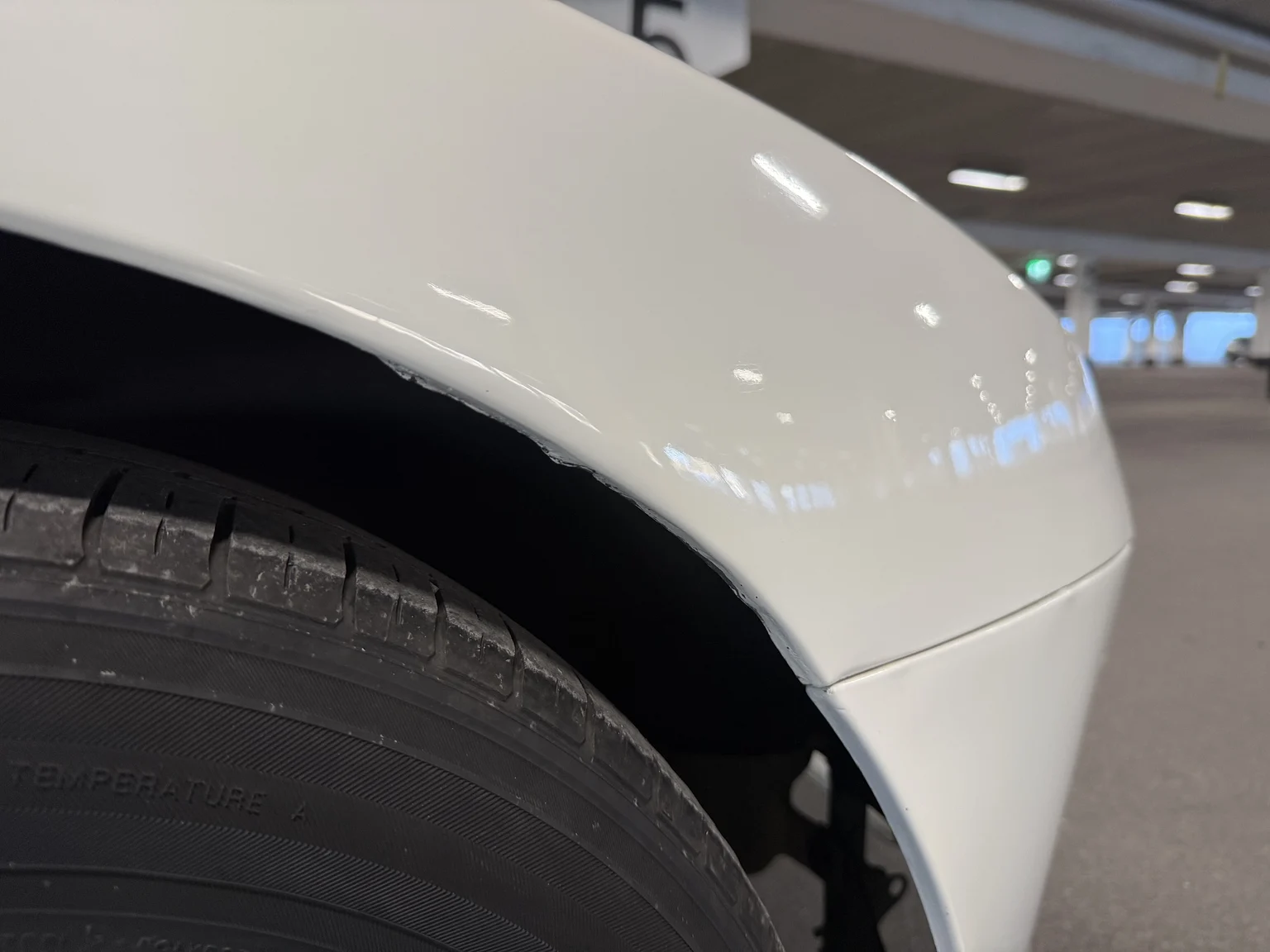 Exteriörbild på 1984 PORSCHE 944 Targa (64)