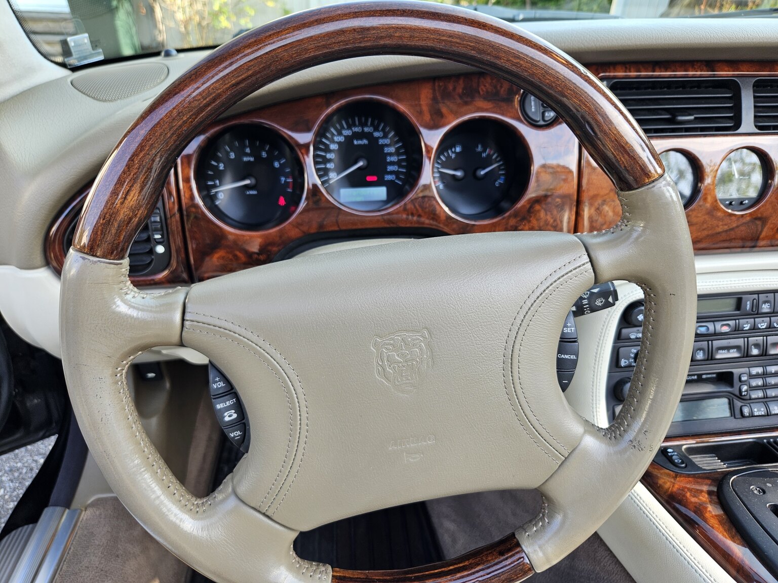 Interiörbild 1998 Jaguar XK8 Cabriolet