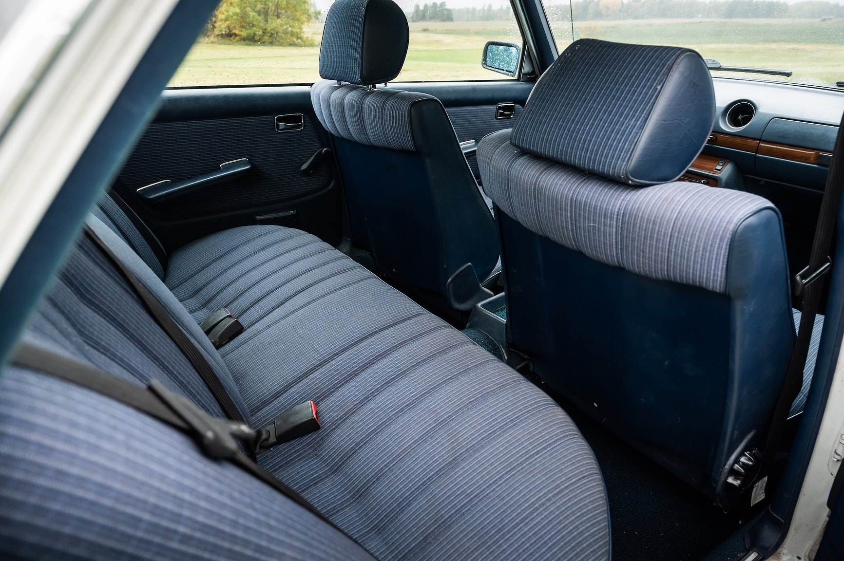 Interiörbild 1985 Mercedes-Benz 200 Automatic