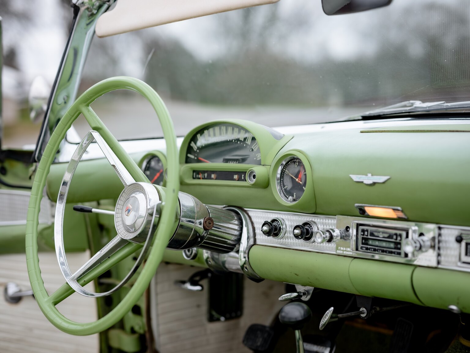 Interiörbild 1956 Ford Thunderbird (19)