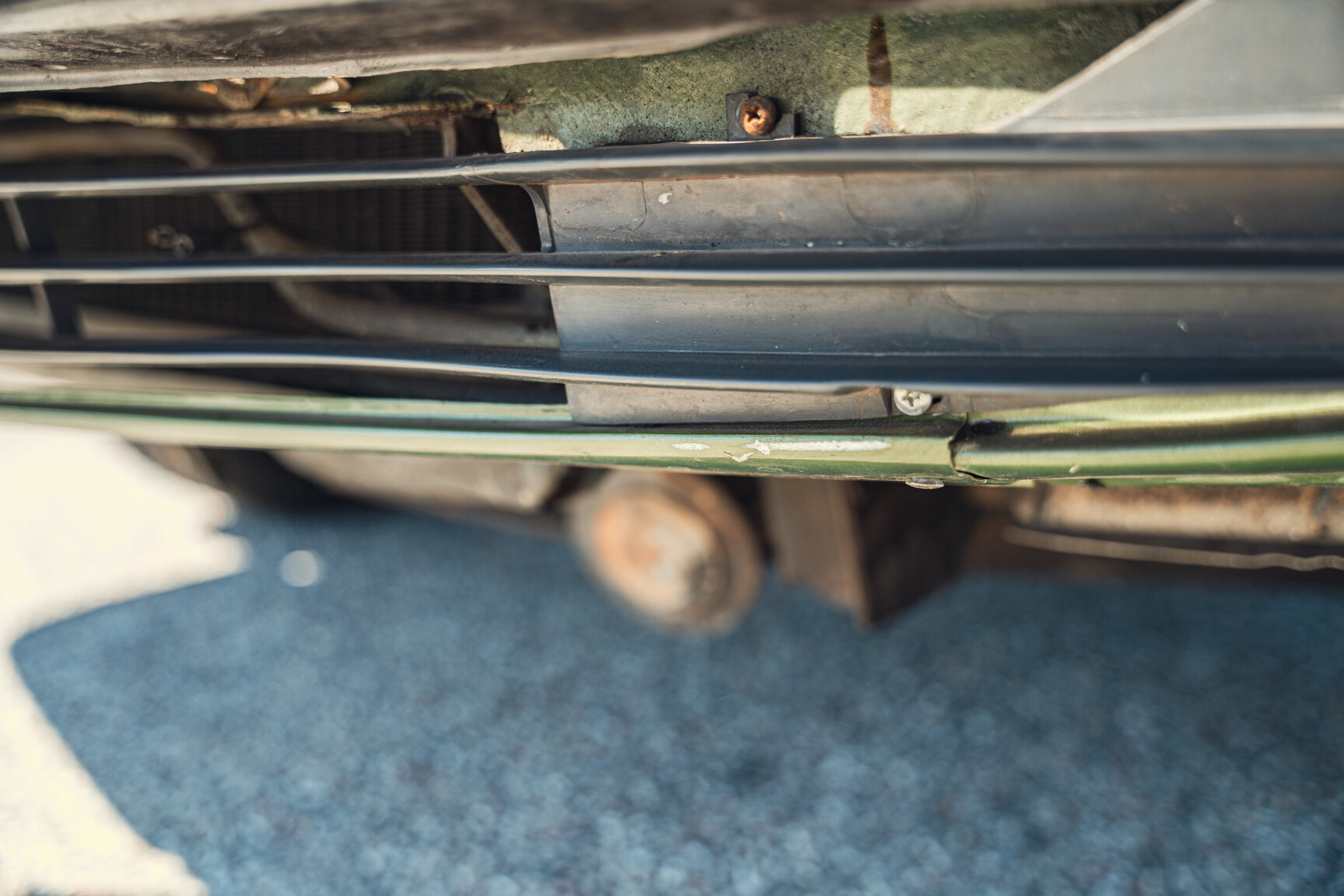 Exteriörbild på 1976 Mercedes-Benz 450 SLC (49)