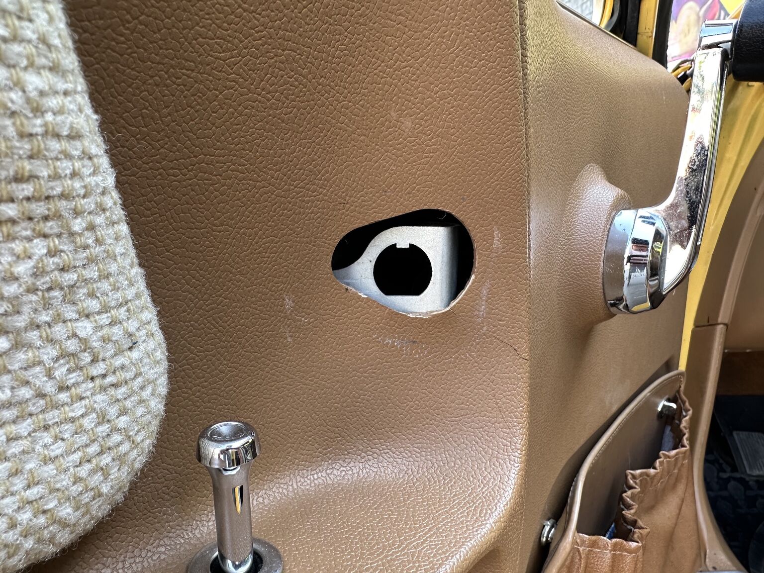 Interior image of 1975 AMC Pacer X