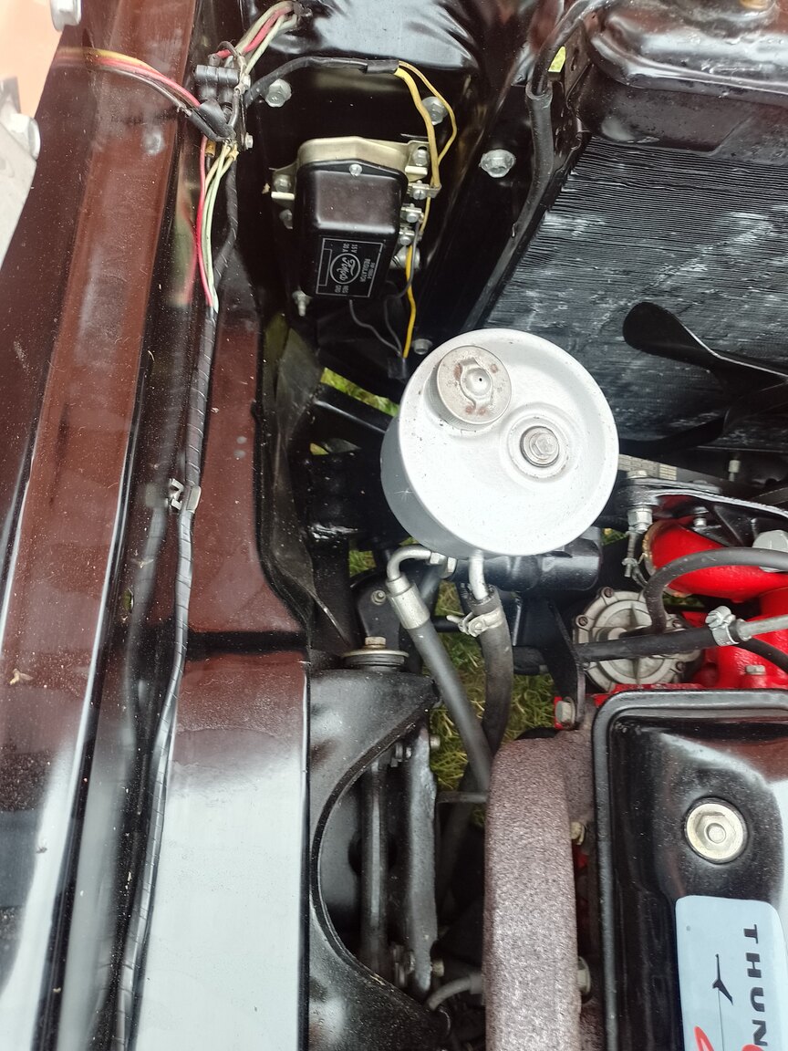 Image of 1957 Ford Fairlane 500 Skyliner Retract mechanics