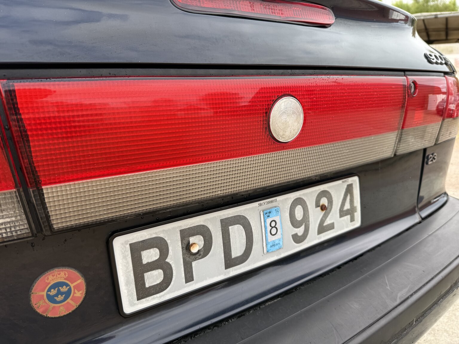 Exterior image of 1997 SAAB 900