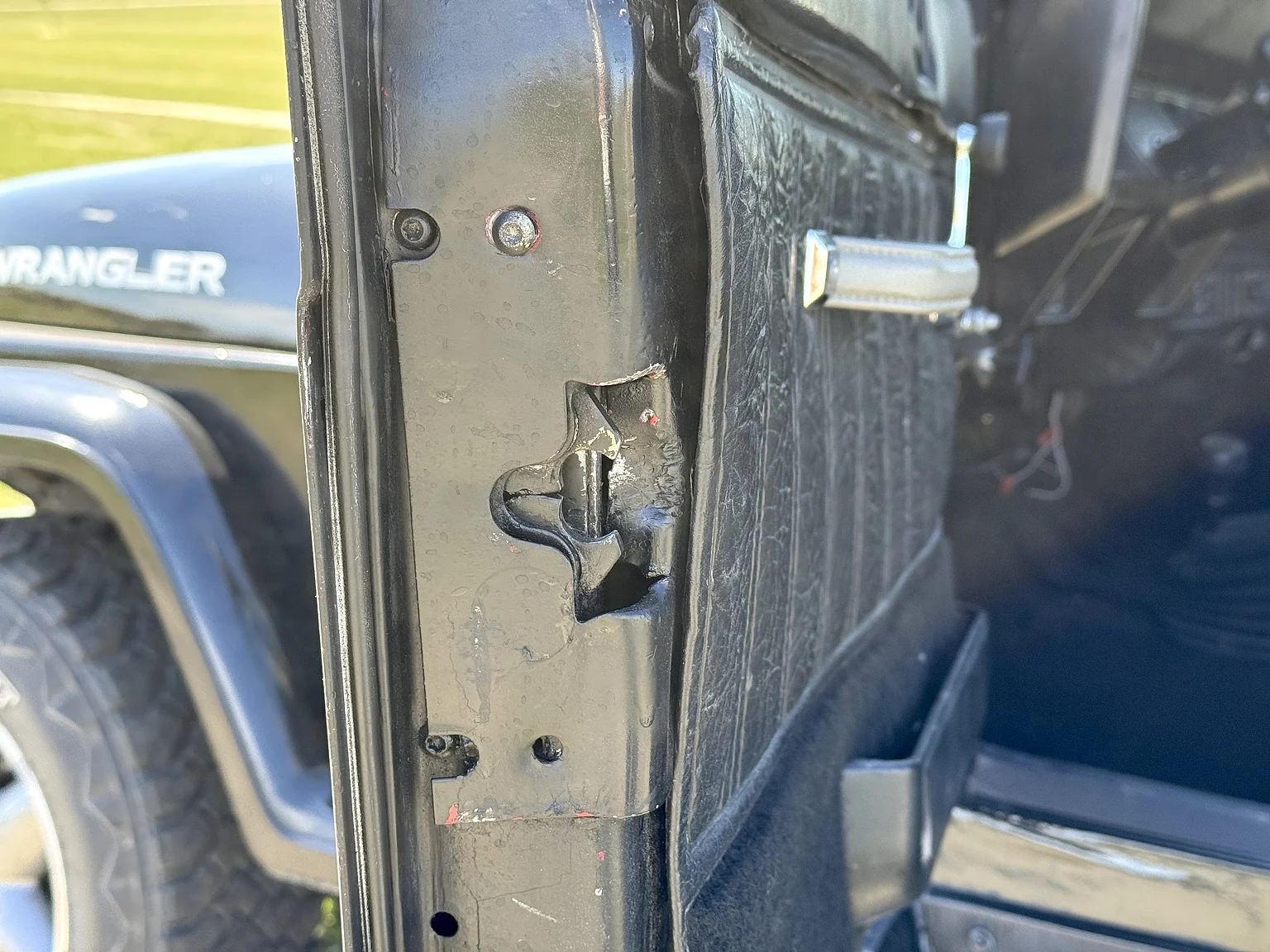 Exterior image of 1990 Jeep Wrangler Islander (64)