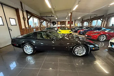 #<Image:0x00007f92e5bdeb18>