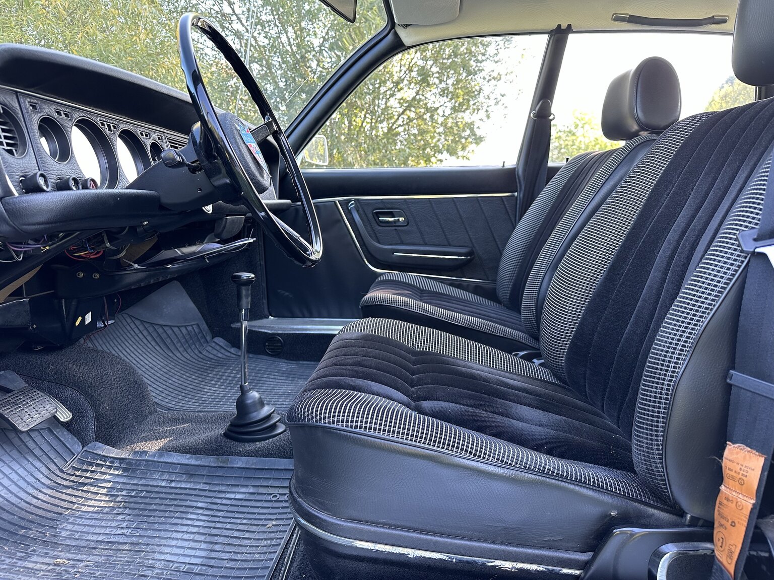 Interior image of 1975 NSU RO 80