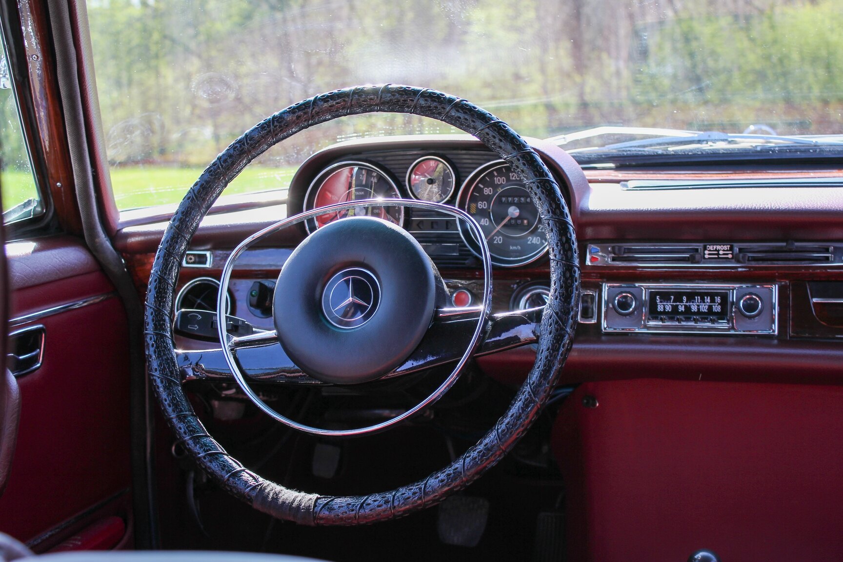Interiörbild 1972 Mercedes-Benz 300 SEL 3.5