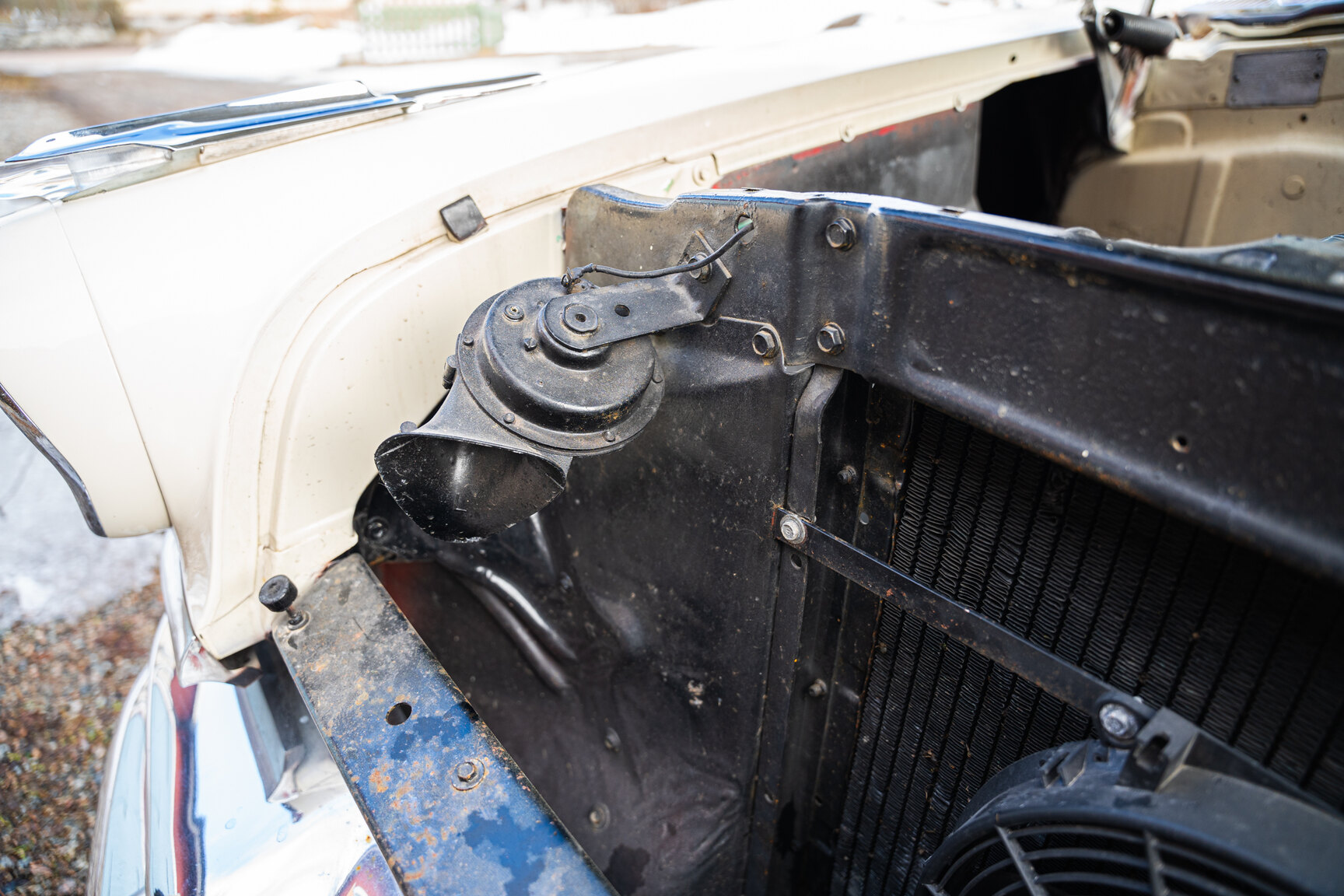 Image of 1957 Pontiac Star Chief mechanics