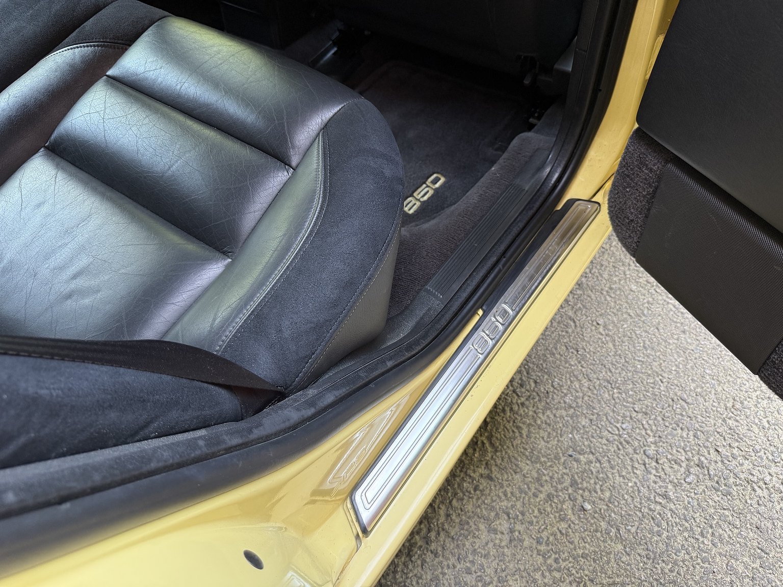 Interior image of 1995 Volvo 850 T-5R
