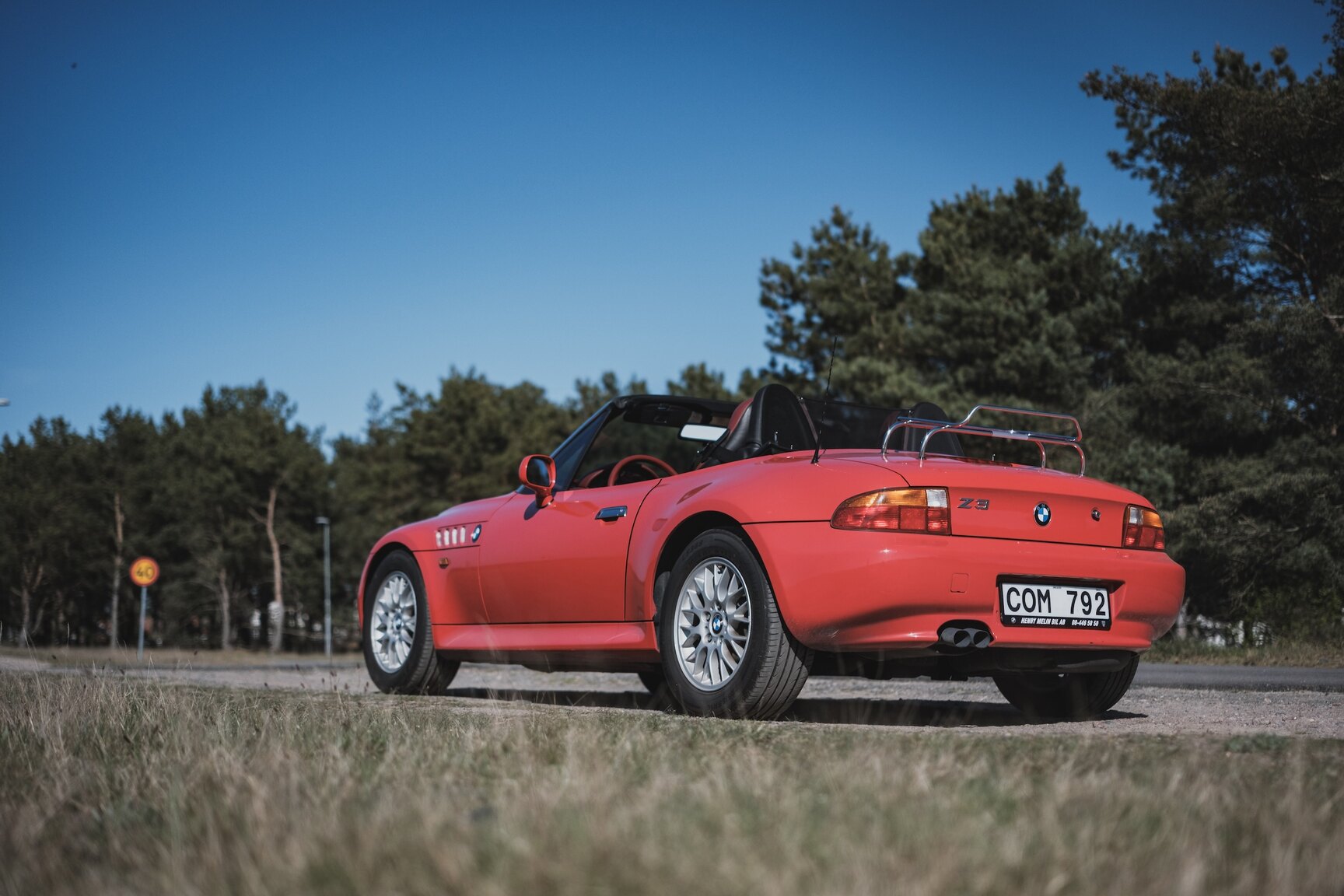 Exterior image of 1999 BMW Z3 2.8i Roadster