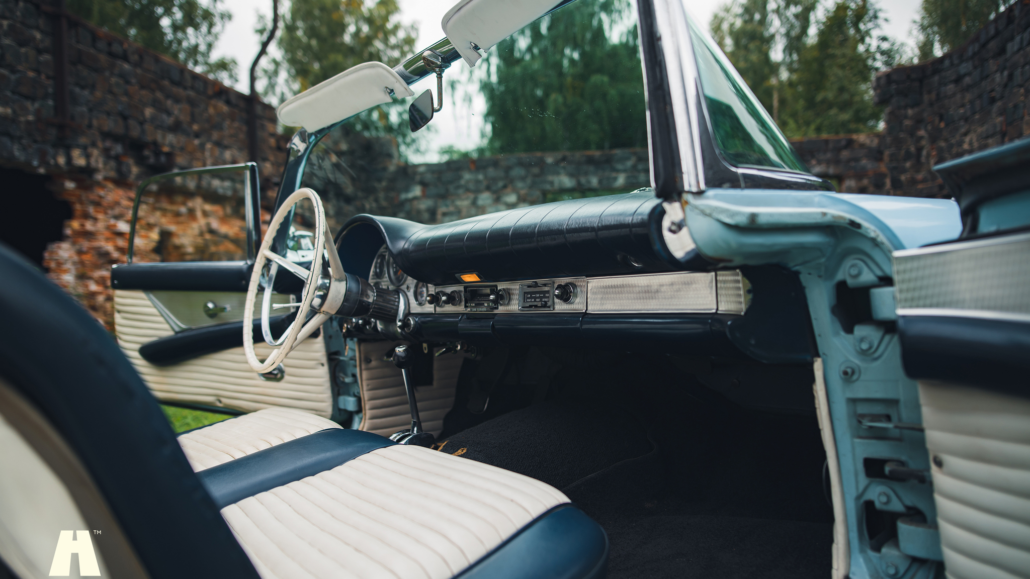 Interiörbild 1957 Ford Thunderbird D-Code