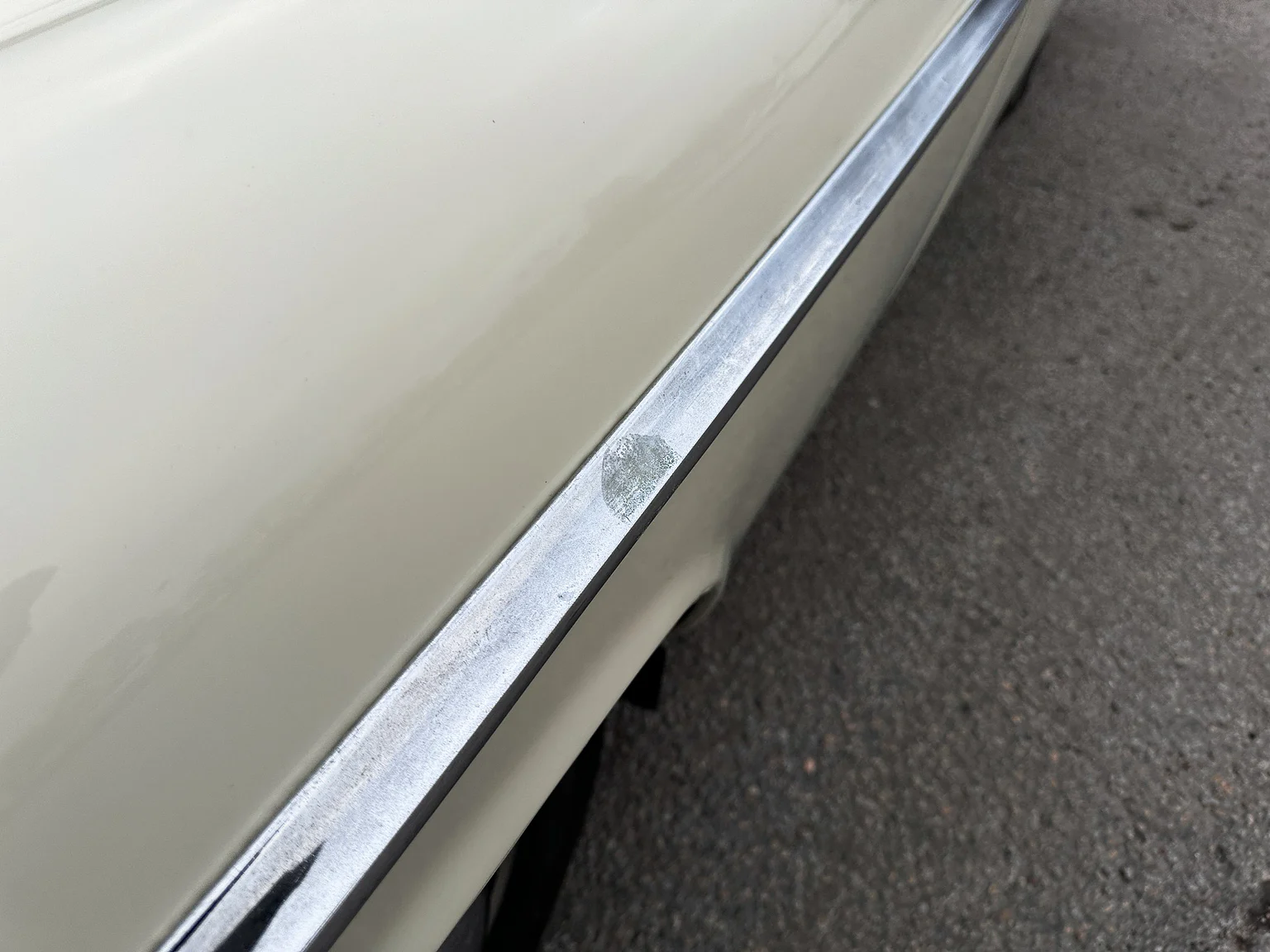 Exterior image of 1964 Volvo P 1800S (71)