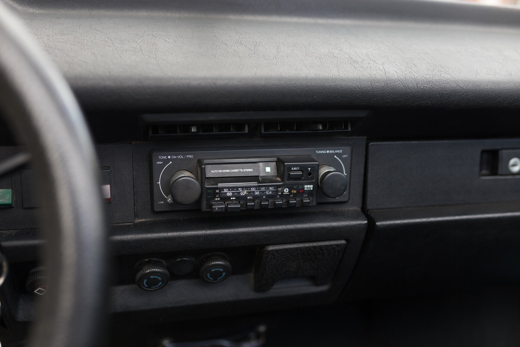 Innenraumfoto von 1974 VW 1303 LS CAB (22)