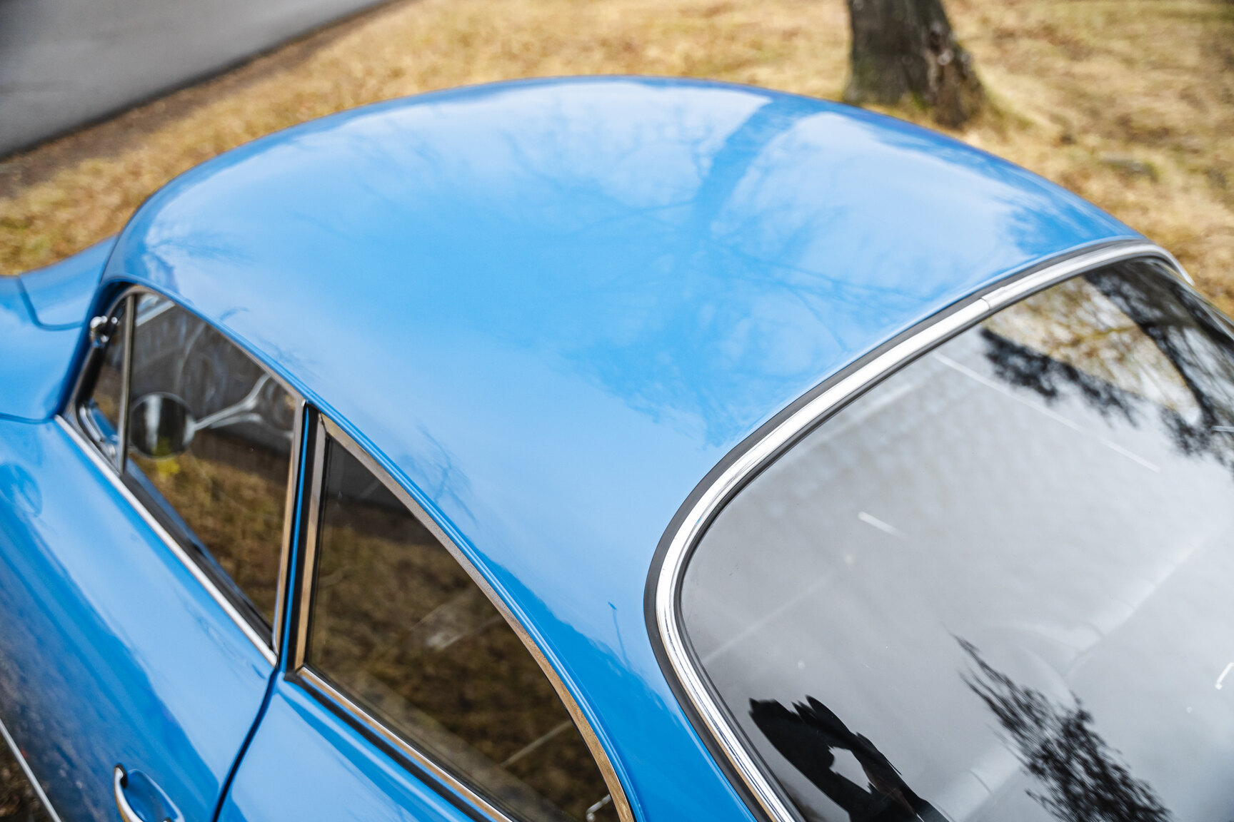 Exterior image of 1964 Porsche 356 C