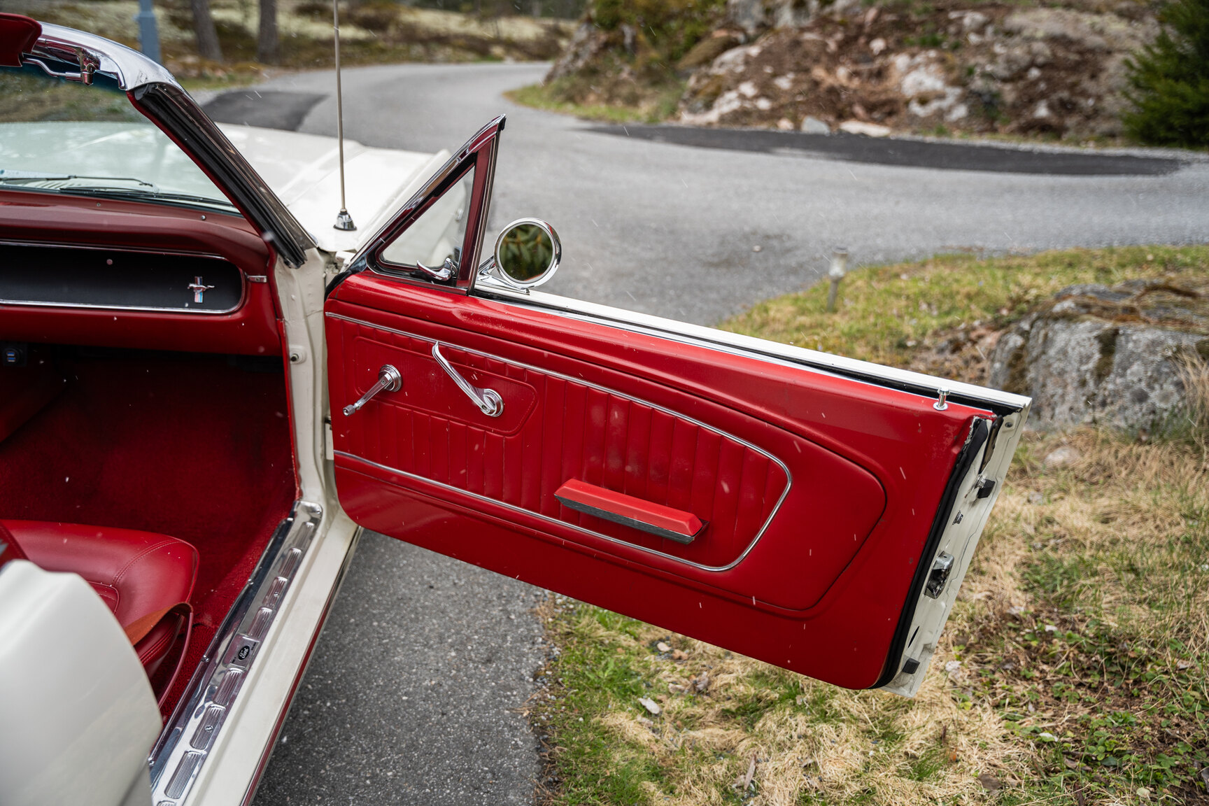 Interiörbild 1965 Ford Mustang Cabriolet (13)