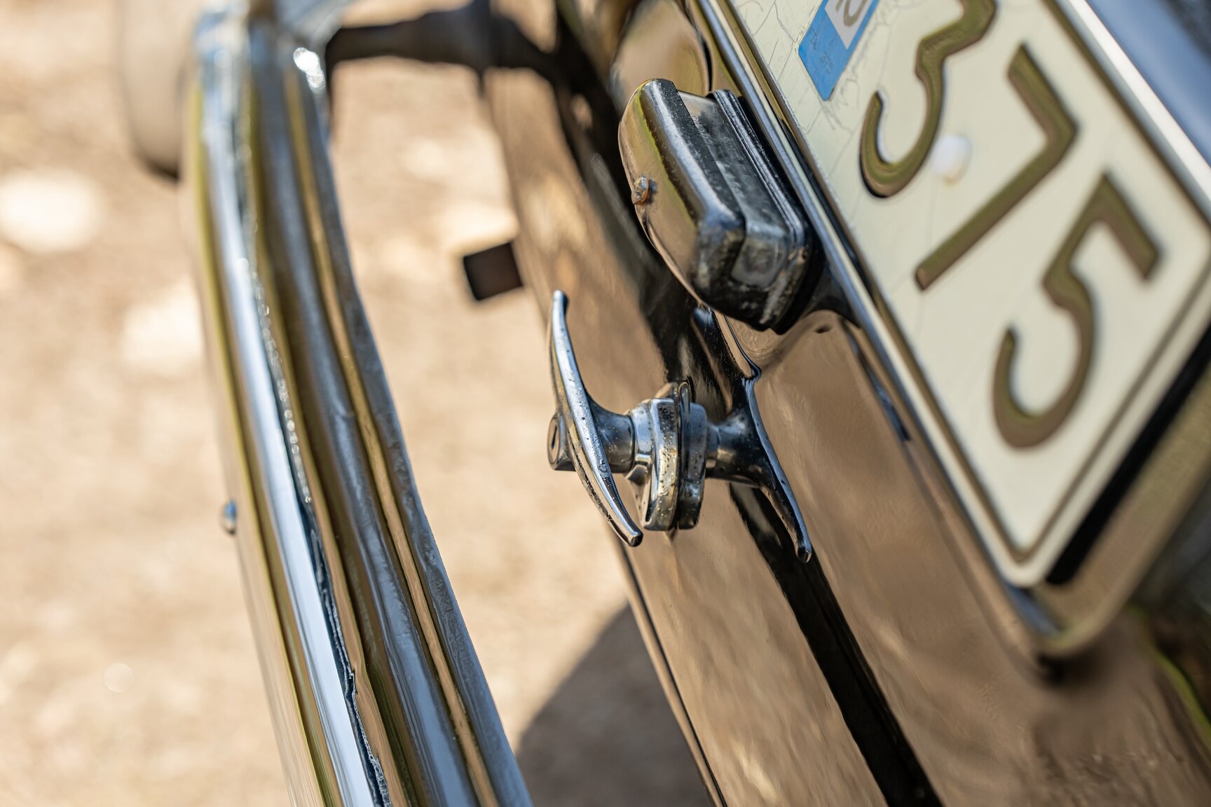 Exteriörbild på 1958 Morris Minor 1000 2-door (32)