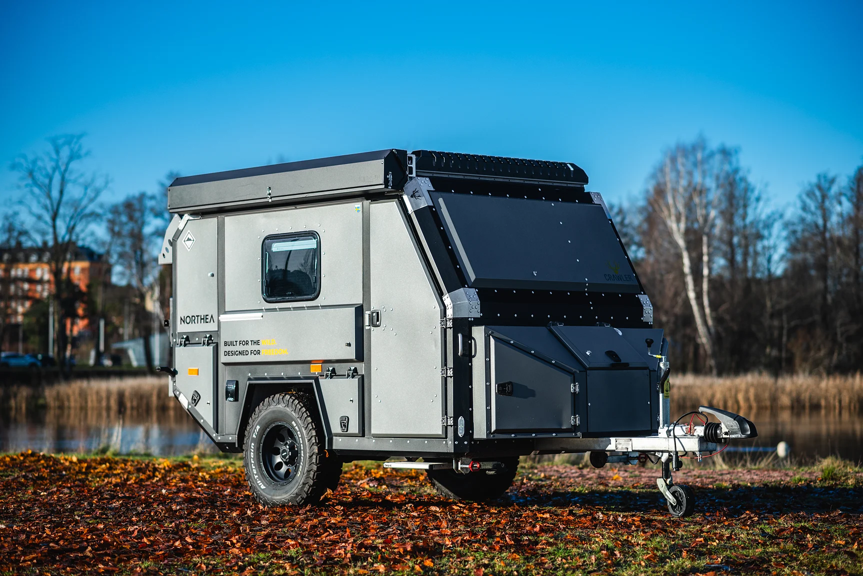 Exterior image of 2025 Northea Trailer Expedition Crawler 458i Offgrid-Camper (4)