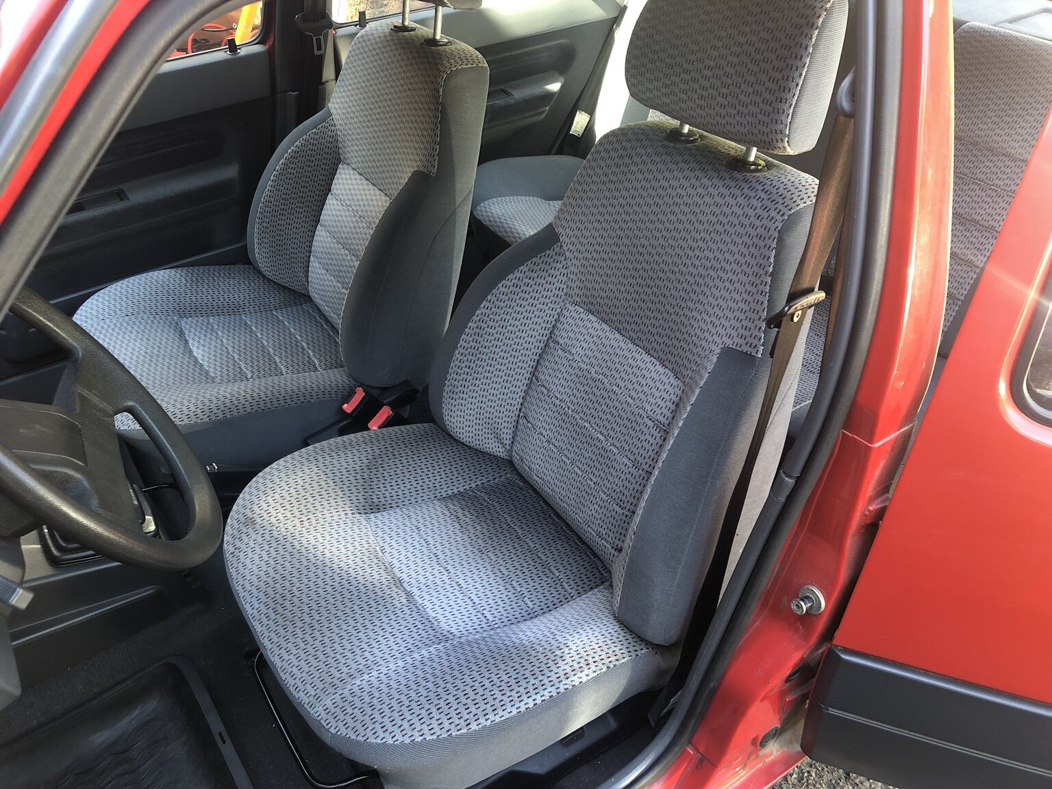 Interior image of 1990 Renault 5 (7)