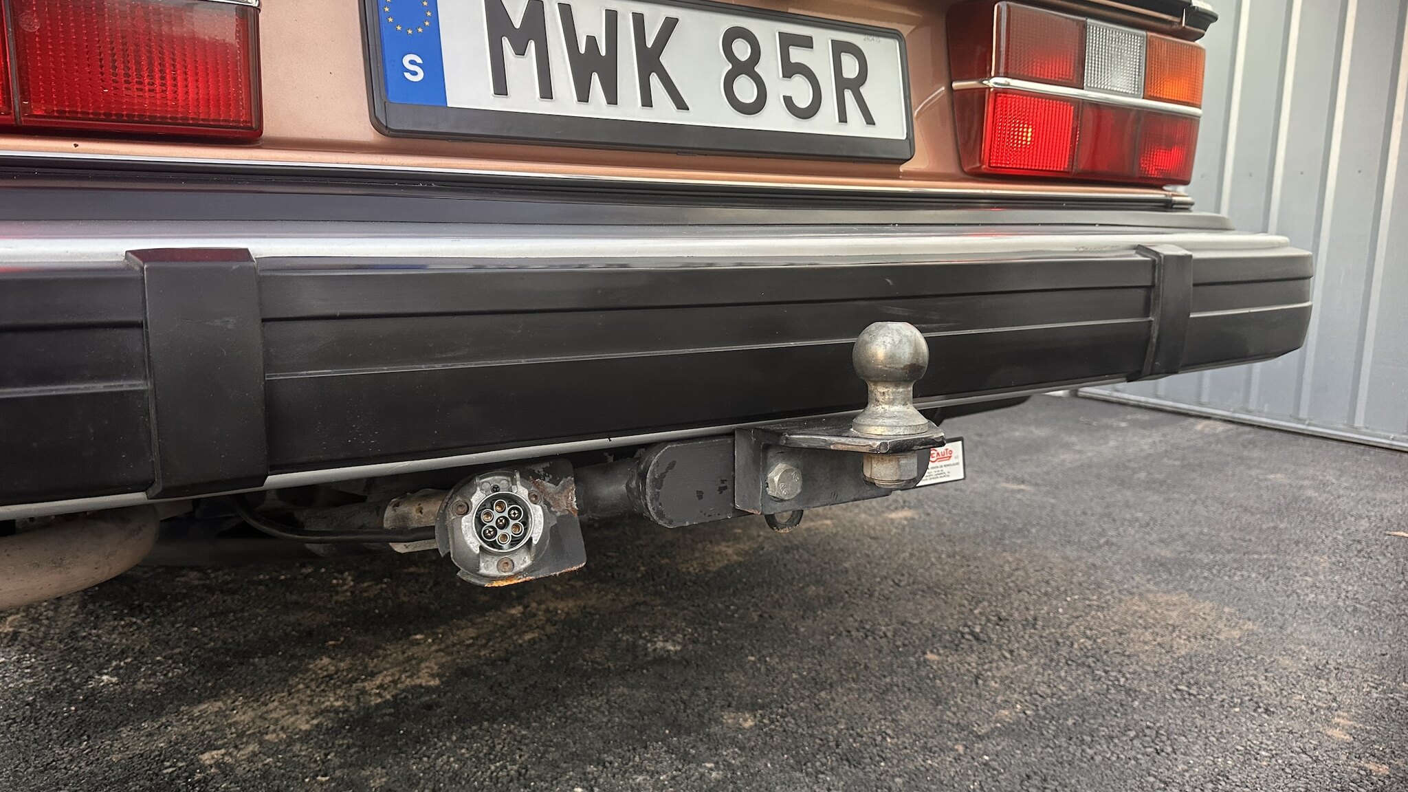 Exteriörbild på 1981 Volvo 244 GLE D6