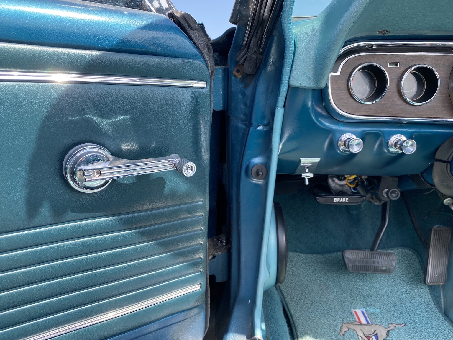 Interiörbild 1966 Ford Mustang 289 Cabriolet (12)