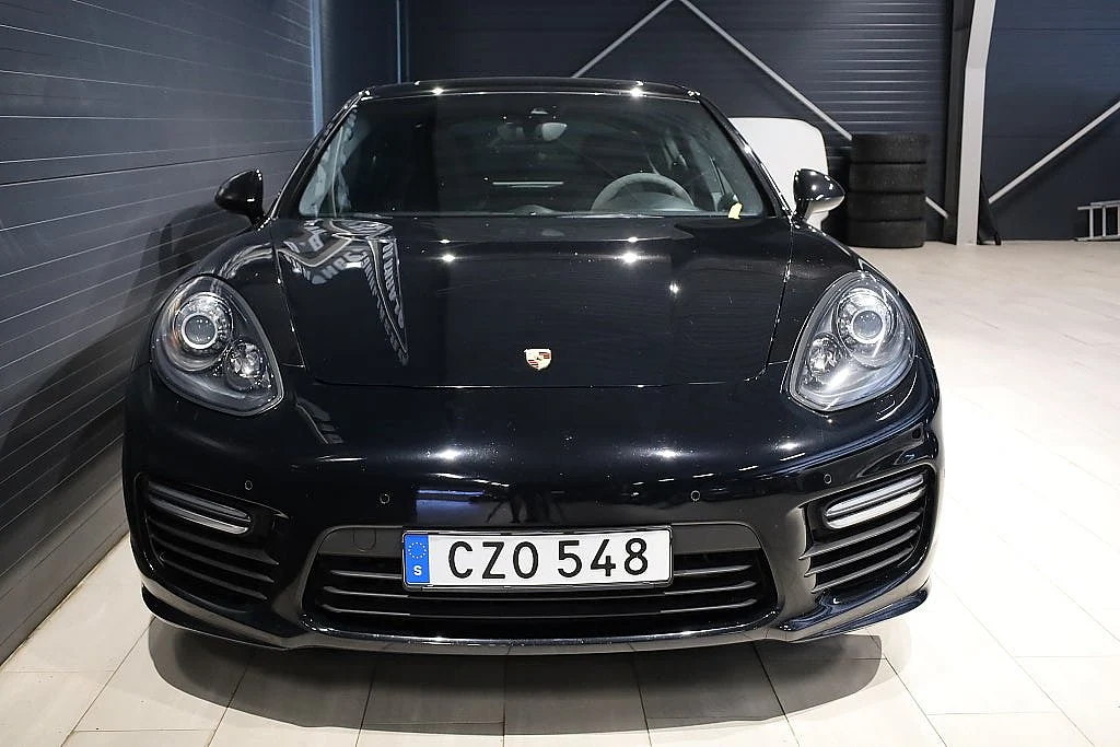 Bild von 2014 Porsche Panamera (2)