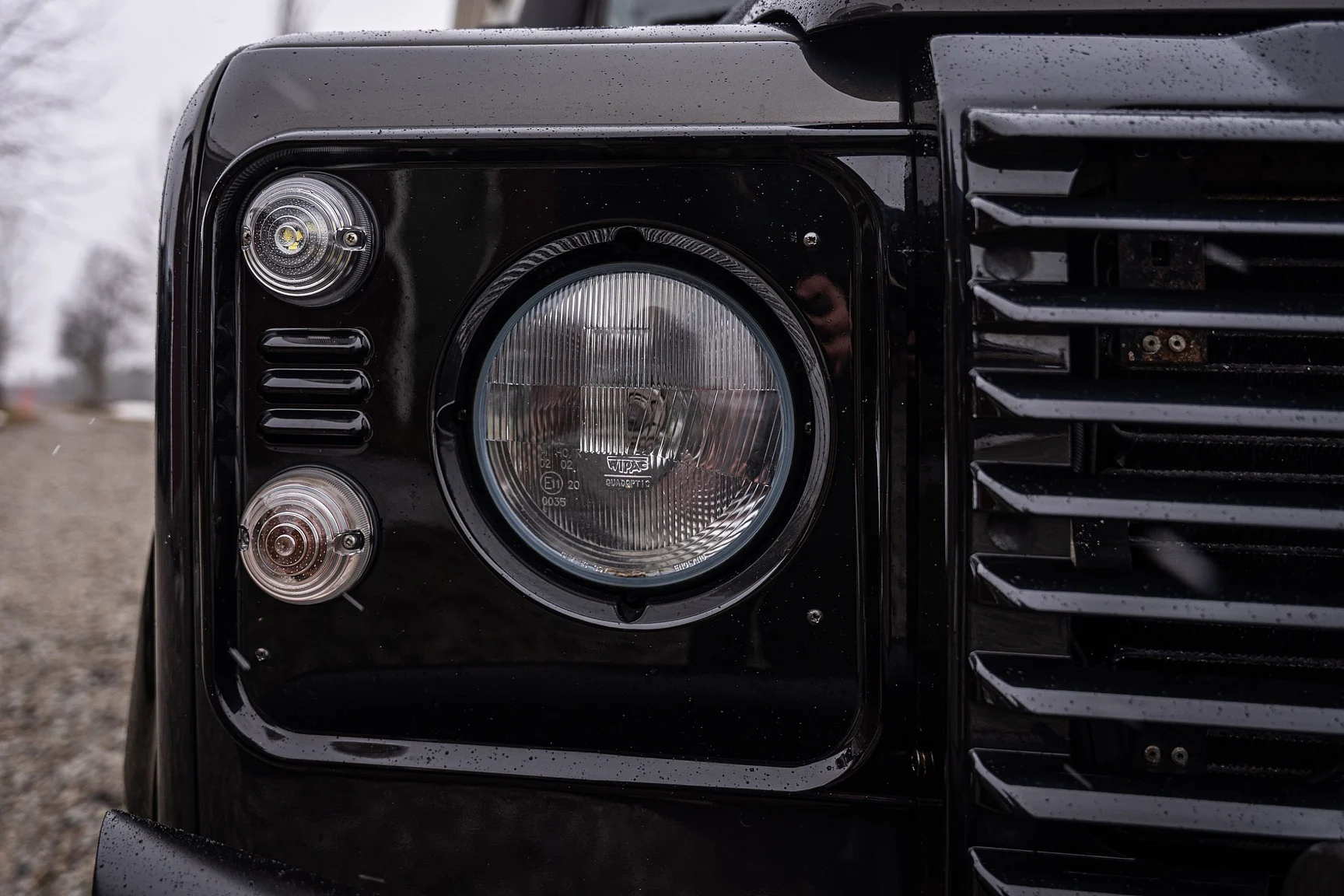 Exteriörbild på 2015 Land Rover Defender 90 Special (29)