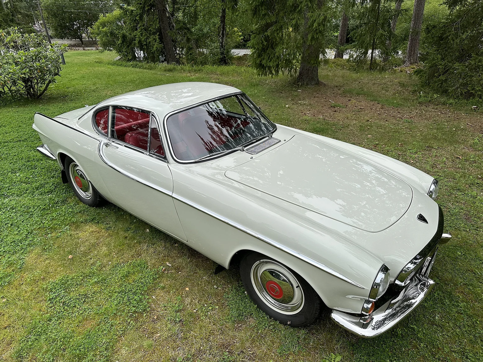 Exterior image of 1964 Volvo P1800S (6)