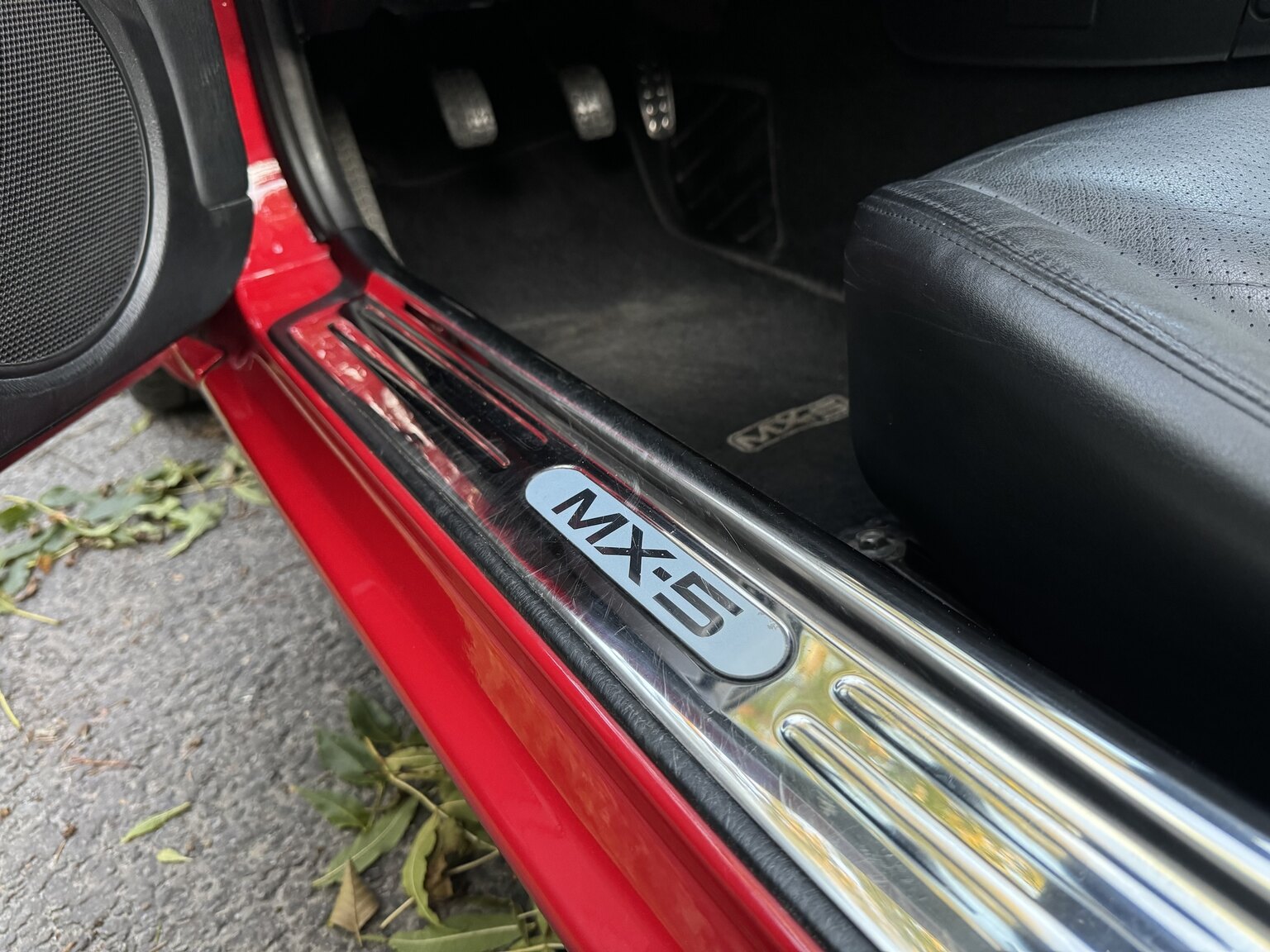 Innenraumfoto von 2004 Mazda MX-5