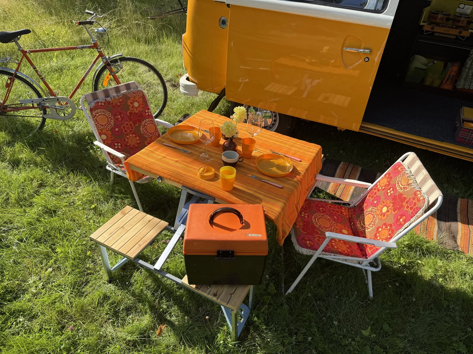 Aussenfoto 1975 Volkswagen Transporter Campervan (62)
