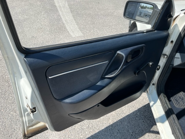 Interior image of 1983 Ford Sierra