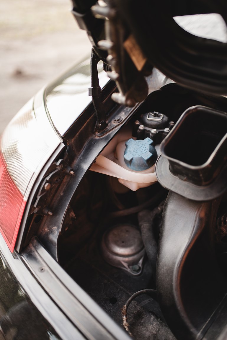 Image of 1998 Porsche 996 Carrera  mechanics