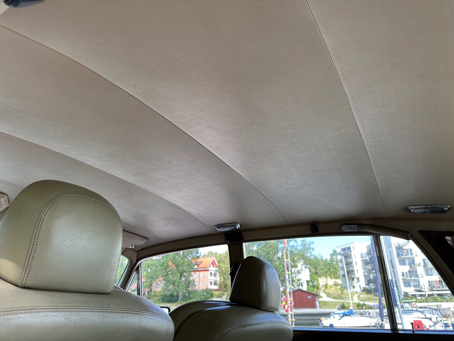 Interior image of 1979 Rolls Royce Silver Shadow