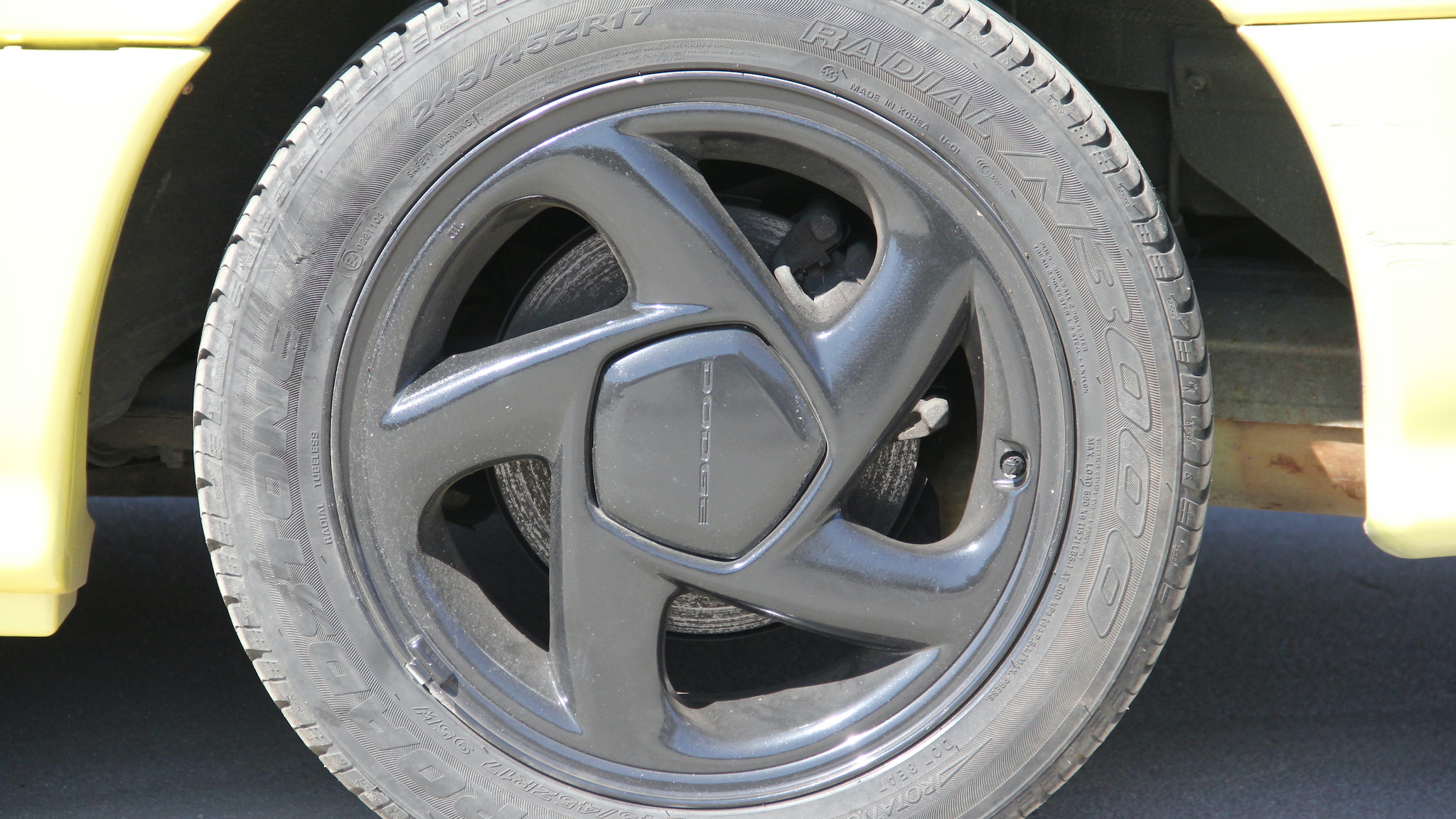 Exterior image of 1992 Dodge Stealth (41)