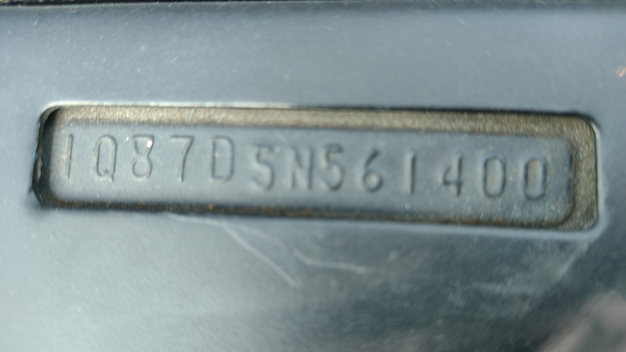 Exteriörbild på 1975 Chevrolet Camaro 307 (38)