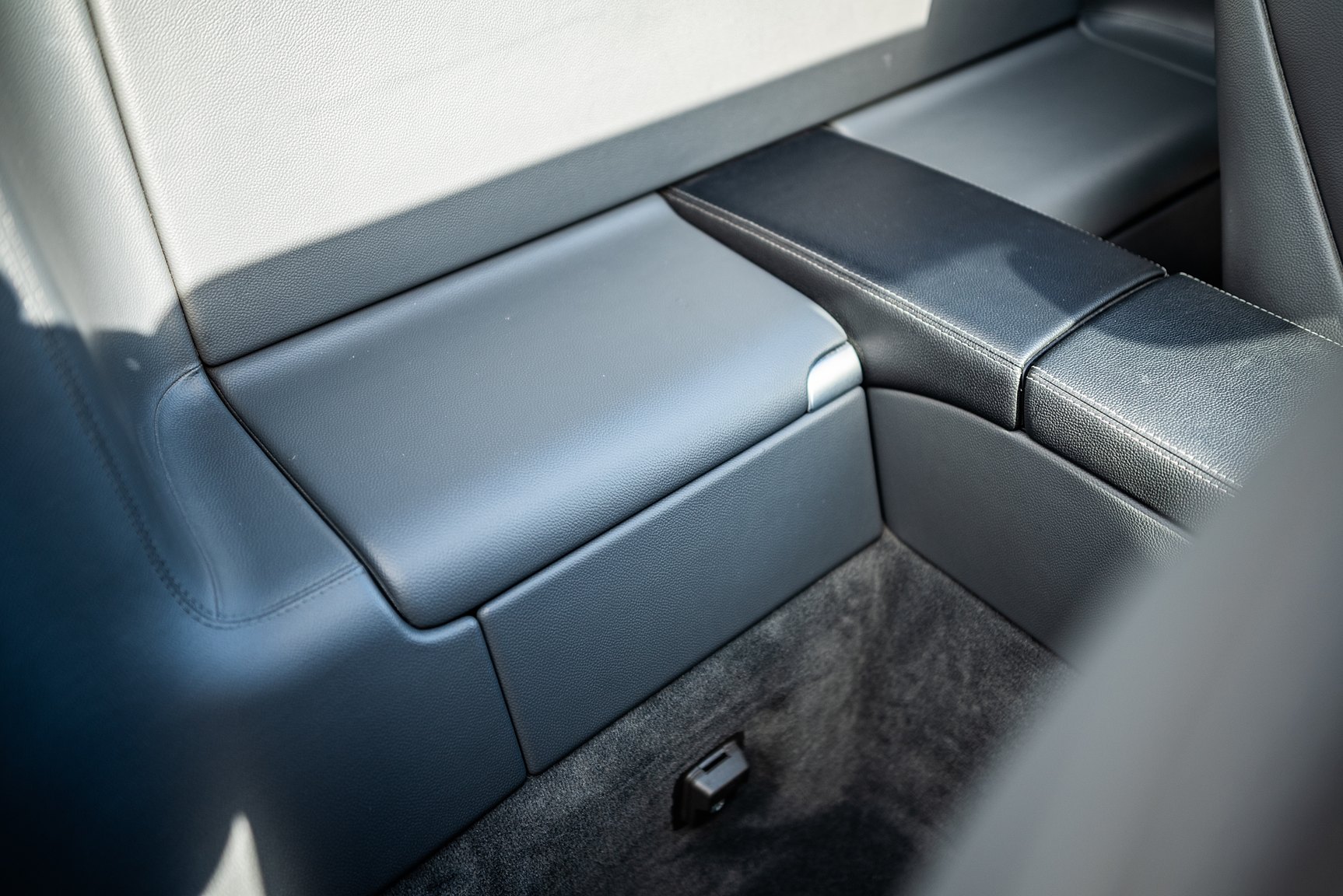 Interior image of 2002 Mercedes SL 55 AMG